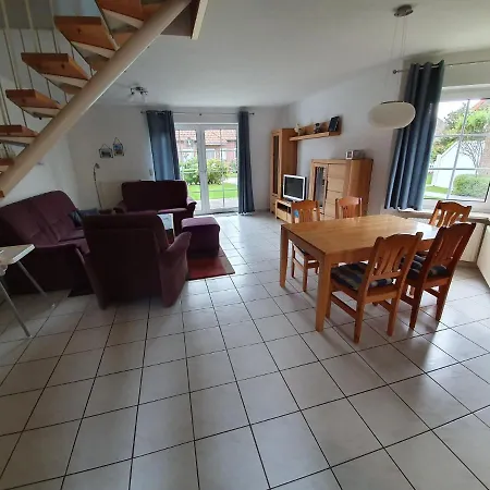 Gemuetliche Doppelhaushaelfte In Strandnaehe In Holiday home Nessmersiel